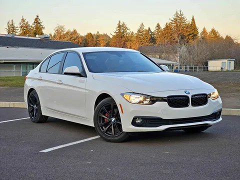 2017 BMW 3 Series 320i Sedan