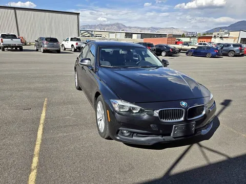 2017 BMW 3 Series 320i xDrive Sedan