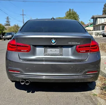 2017 BMW 330e iPerformance Sedan