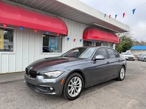 2017 BMW 3 Series 330i Sedan