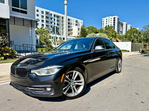 2017 BMW 3 Series 330i Sedan