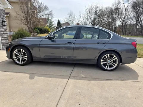 2017 BMW 3 Series 330i xDrive Sedan