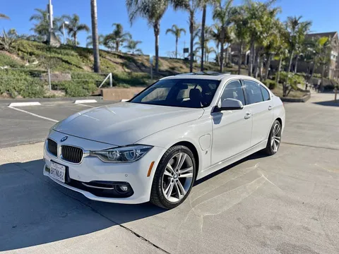 2017 BMW 330e iPerformance