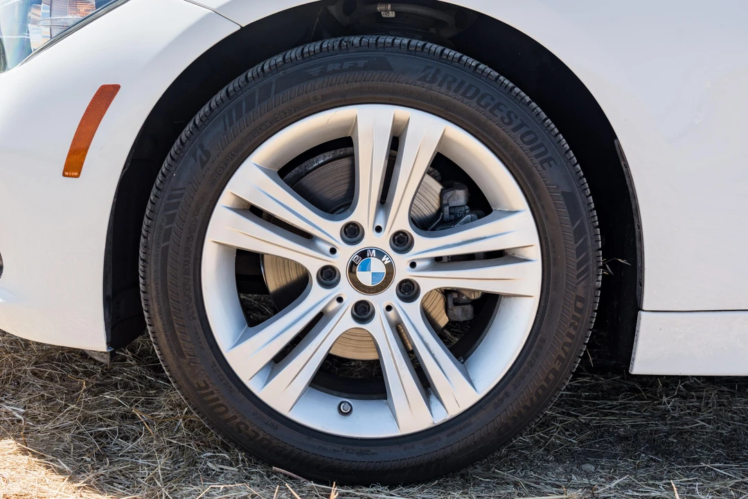 2017 BMW F30 3 Series Sedan - Image 21 of 31