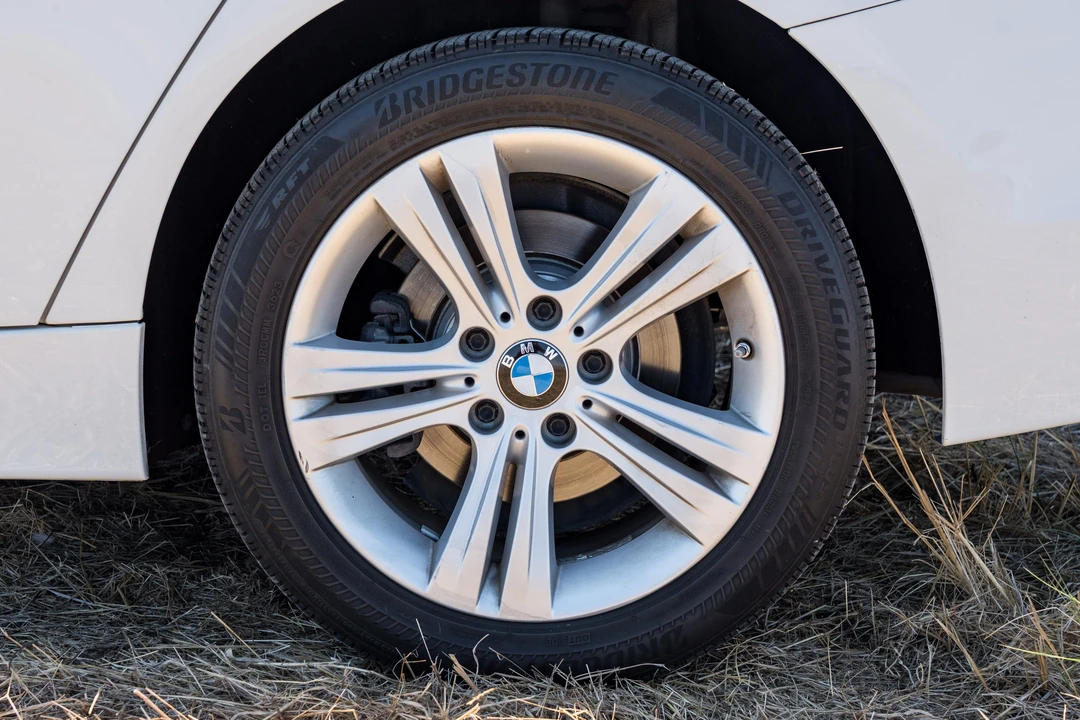 2017 BMW F30 3 Series Sedan - Image 22 of 31