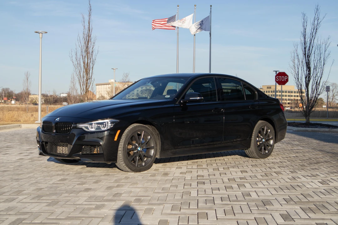 2017 BMW F30 3 Series Sedan - Image 14 of 31