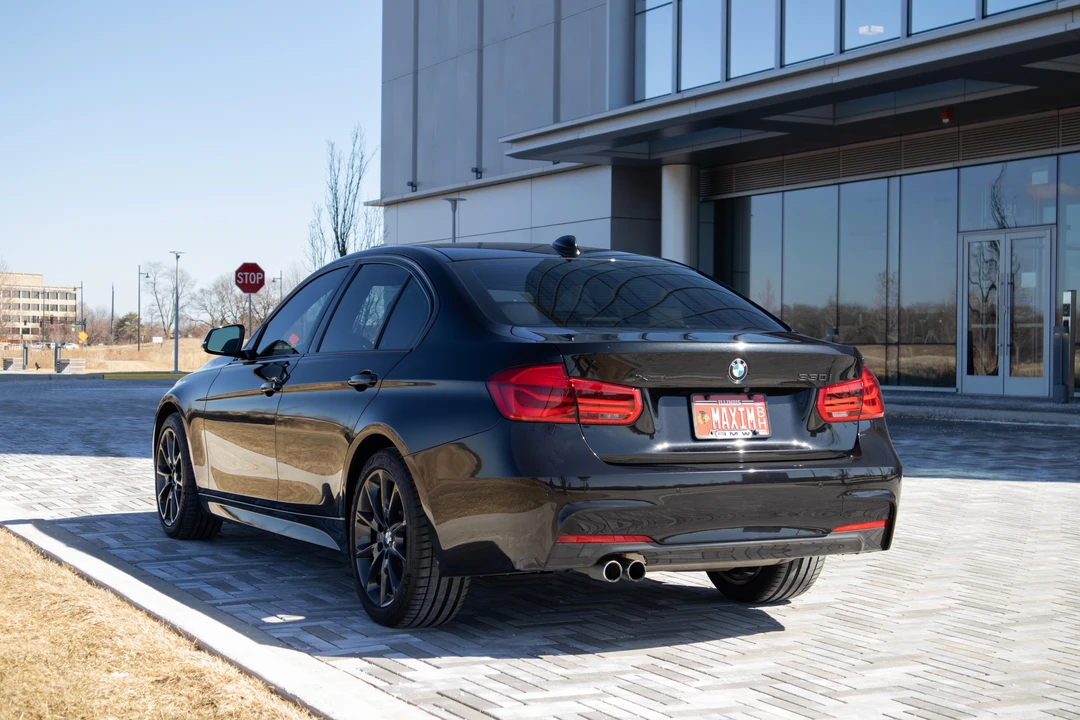 2017 BMW F30 3 Series Sedan - Image 25 of 31