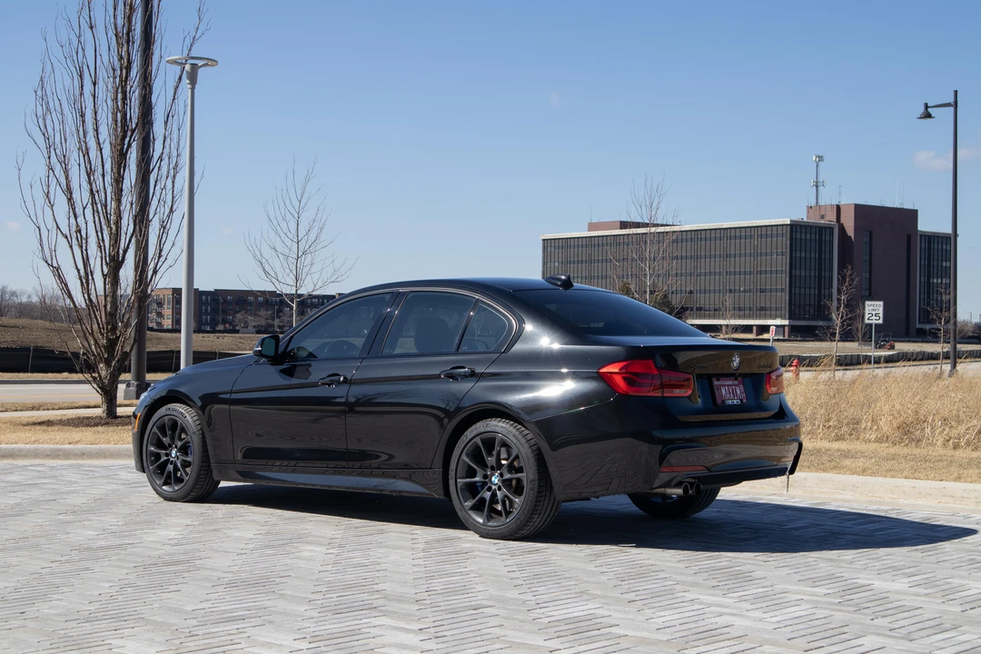 2017 BMW F30 3 Series Sedan - Image 20 of 31