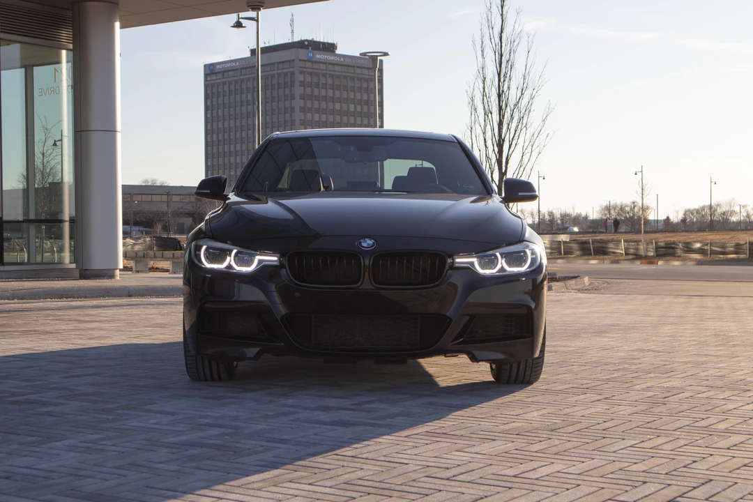 2017 BMW F30 3 Series Sedan - Image 6 of 31