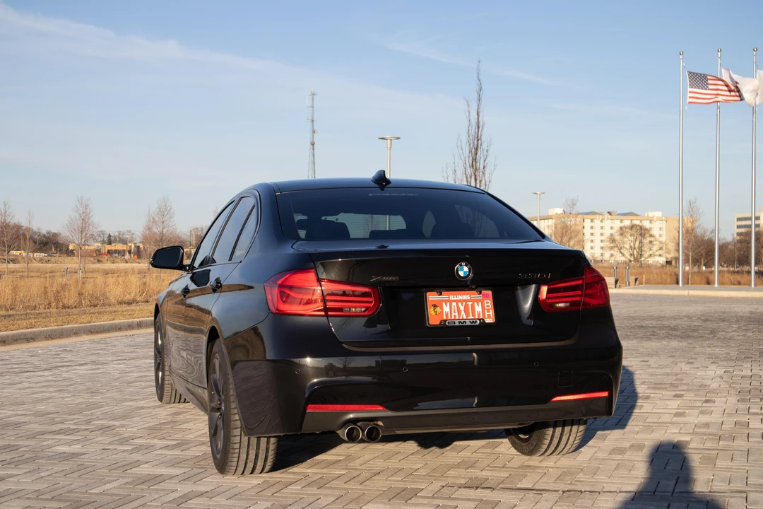 2017 BMW F30 3 Series Sedan - Image 27 of 31