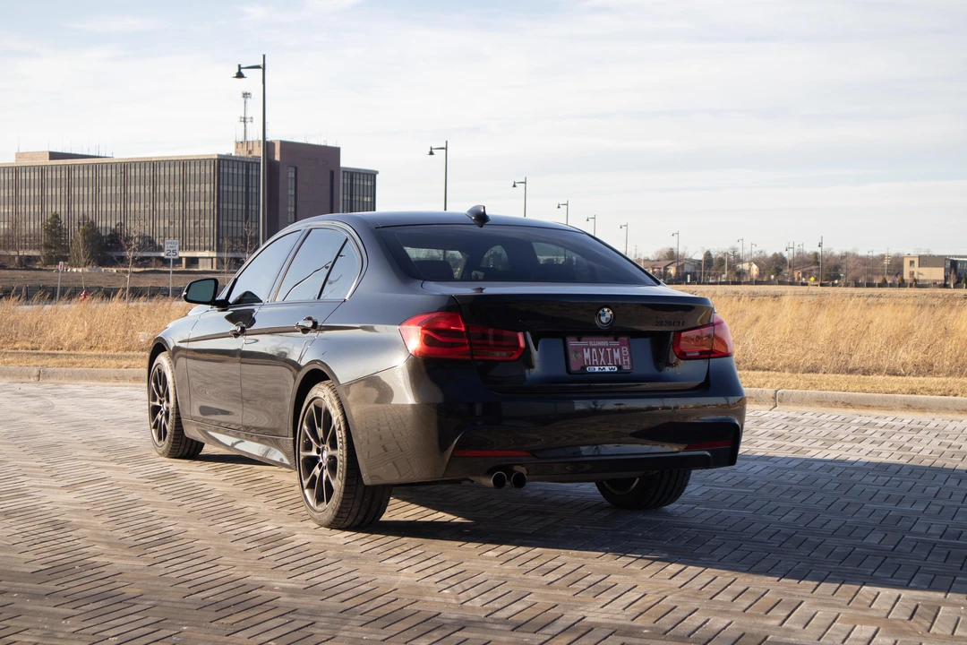 2017 BMW F30 3 Series Sedan - Image 26 of 31