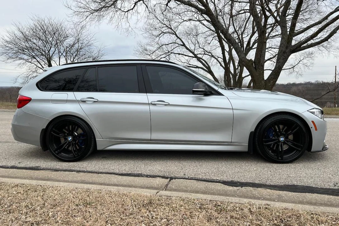 2017 BMW F31 3 Series Touring - Image 14 of 31