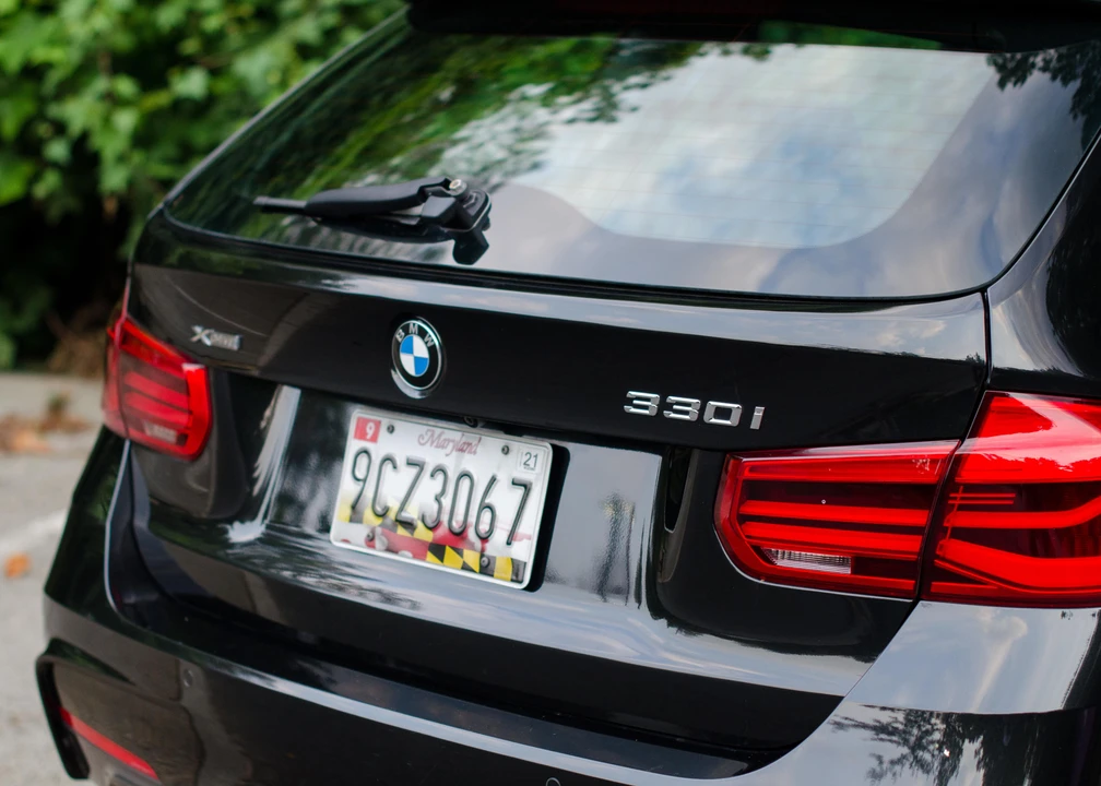 2017 BMW F31 3 Series Touring - Image 12 of 31
