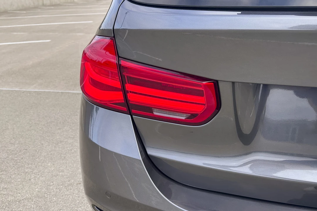 2017 BMW F31 3 Series Touring - Image 28 of 31