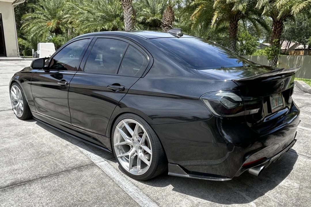 2017 BMW F30 335i & 340i Sedan - Image 4 of 31