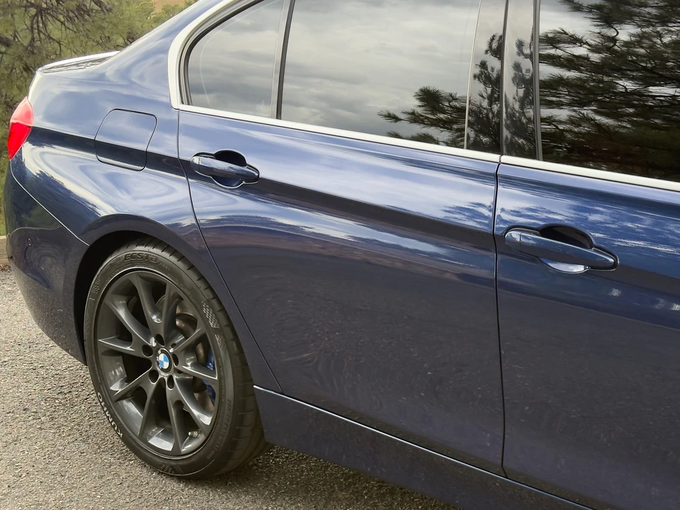 2017 BMW F30 335i & 340i Sedan - Image 24 of 31