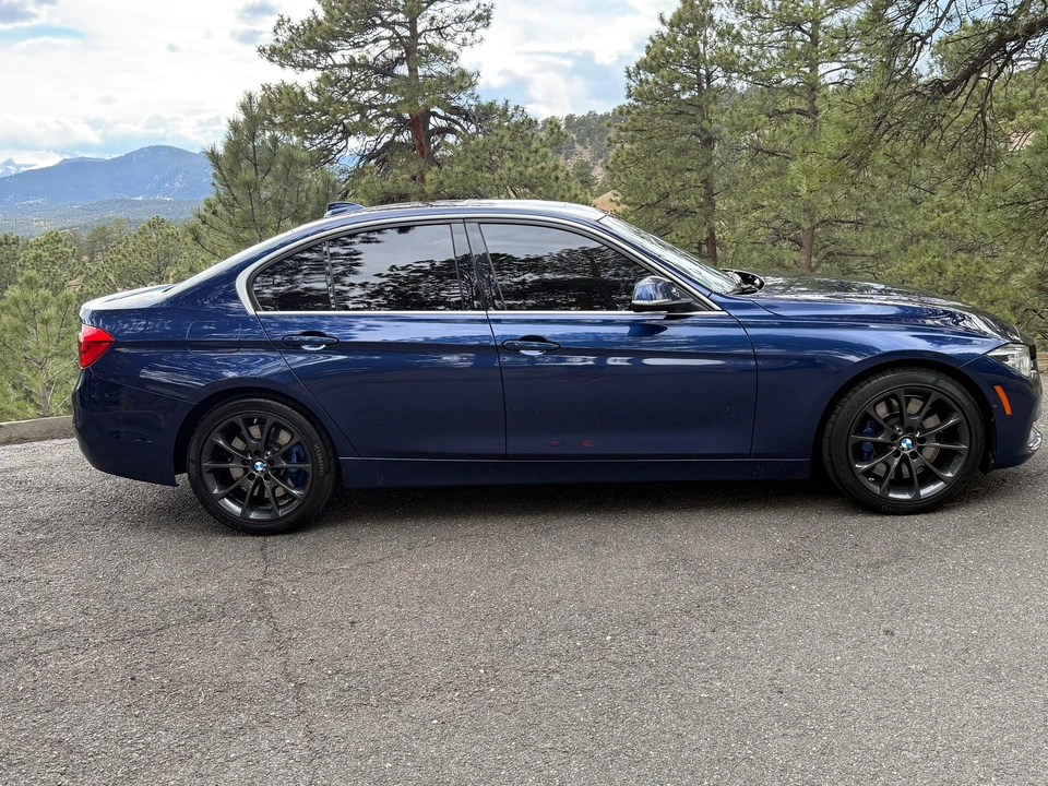 2017 BMW F30 335i & 340i Sedan - Image 13 of 31