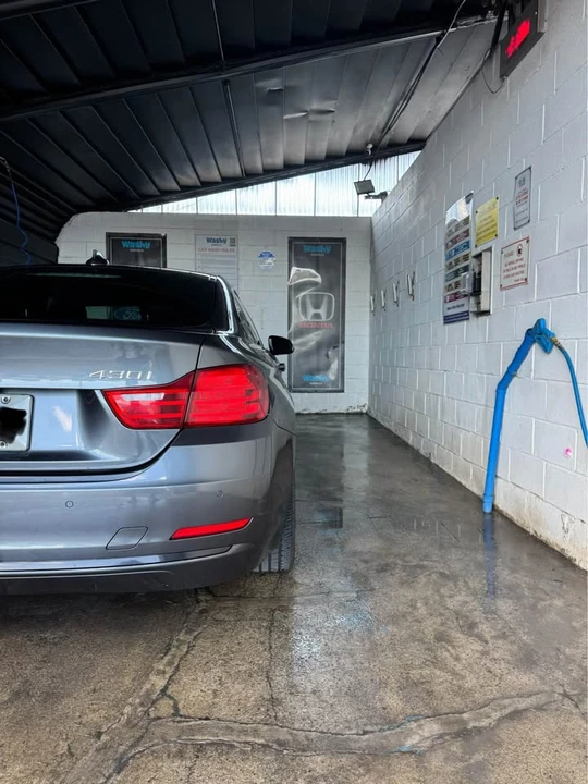 2017 BMW 4 Series - Image 5 of 9