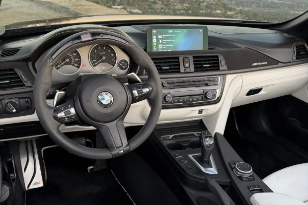 2017 BMW F33 435i & 440i Convertible - Image 5 of 6