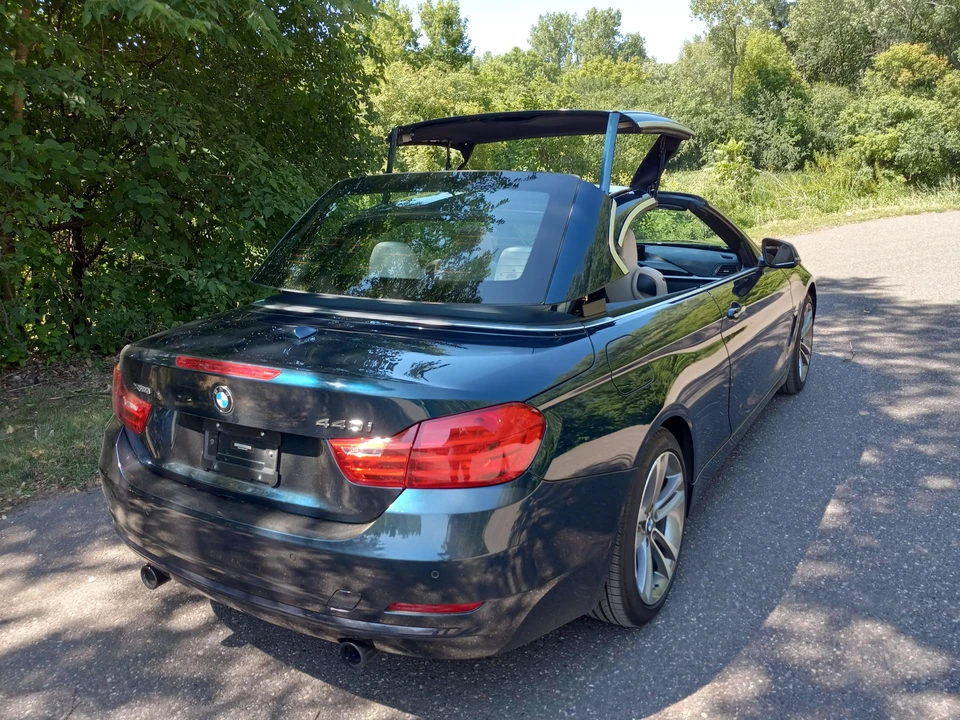 2017 BMW F33 435i & 440i Convertible - Image 20 of 31