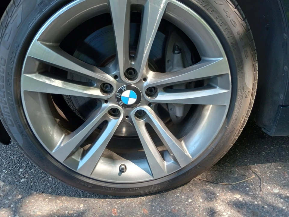 2017 BMW F33 435i & 440i Convertible - Image 25 of 31