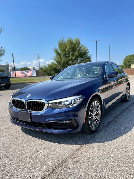 2017 BMW 5 Series - Image 9 of 10