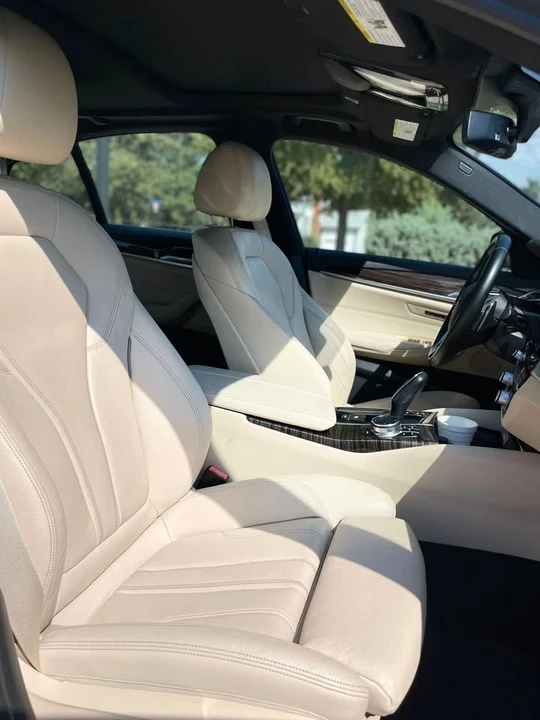 2017 BMW 5 Series - Image 4 of 10