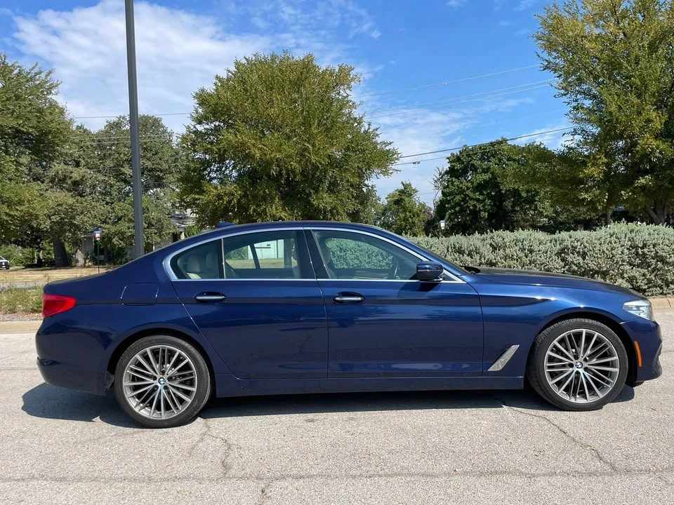 2017 BMW 5 Series - Image 5 of 10