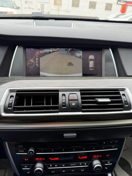 2017 BMW 5 Series - Image 15 of 17