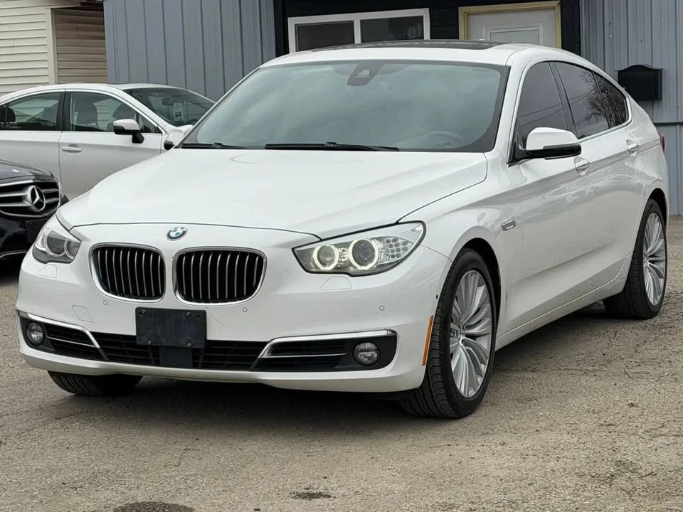 2017 BMW 5 Series - Image 3 of 17