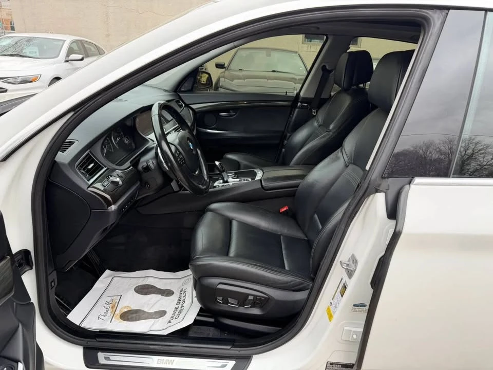 2017 BMW 5 Series - Image 12 of 17