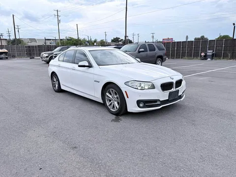 2017 BMW 5 Series 528i xDrive Sedan 4D