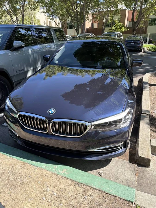 2017 BMW 5 Series - Image 2 of 4
