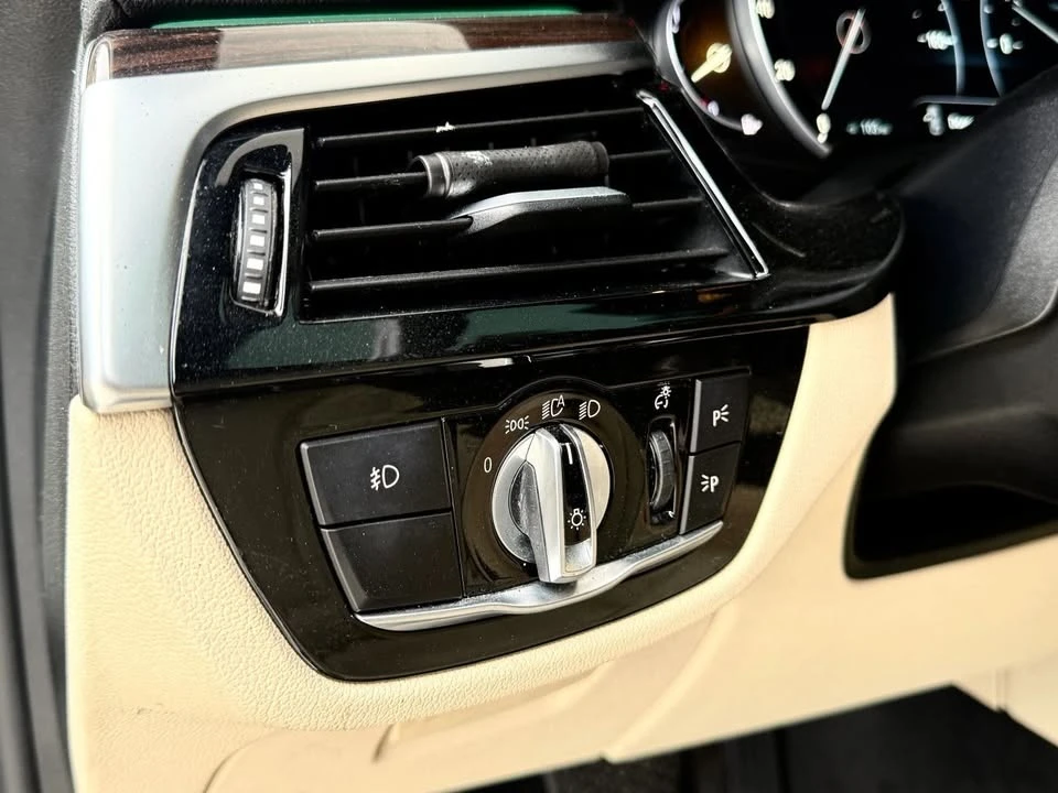 2017 BMW G30 5 Series Sedan - Image 18 of 20