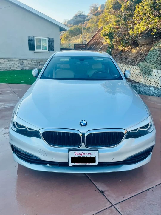 2017 BMW G30 5 Series Sedan - Image 2 of 8