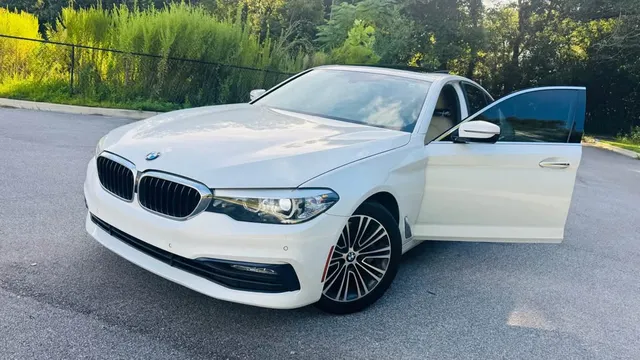2017 BMW 5 Series 530i Sedan 4D