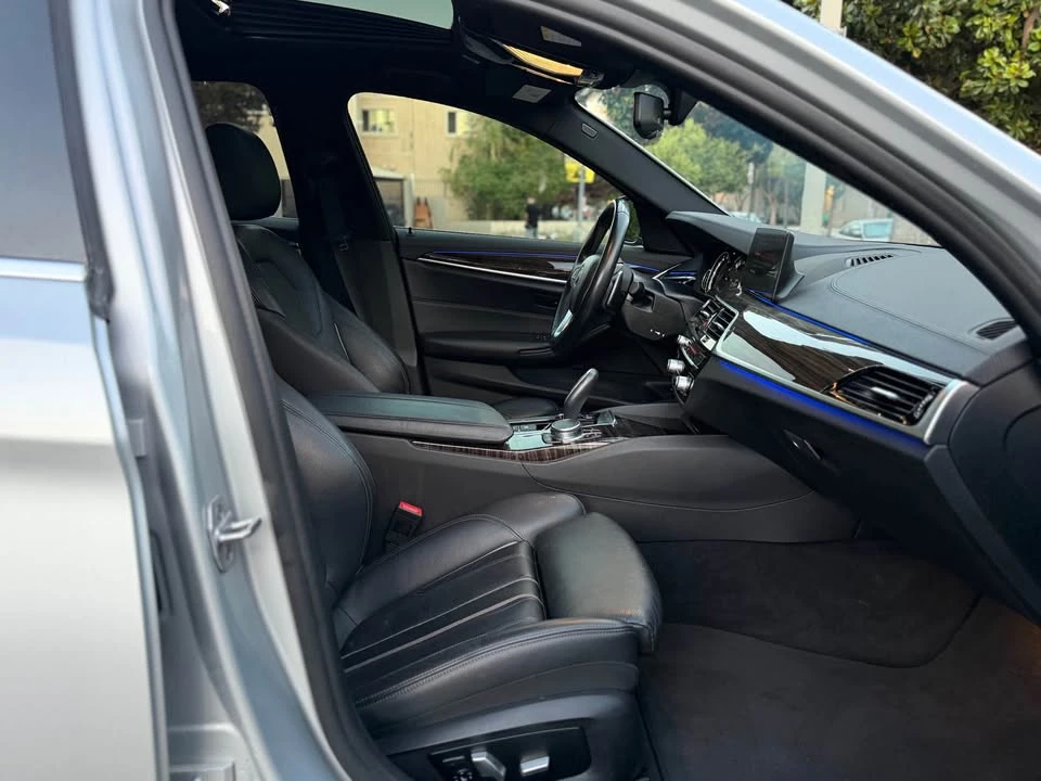 2017 BMW G30 5 Series Sedan - Image 13 of 17