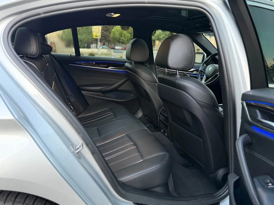 2017 BMW G30 5 Series Sedan - Image 10 of 17