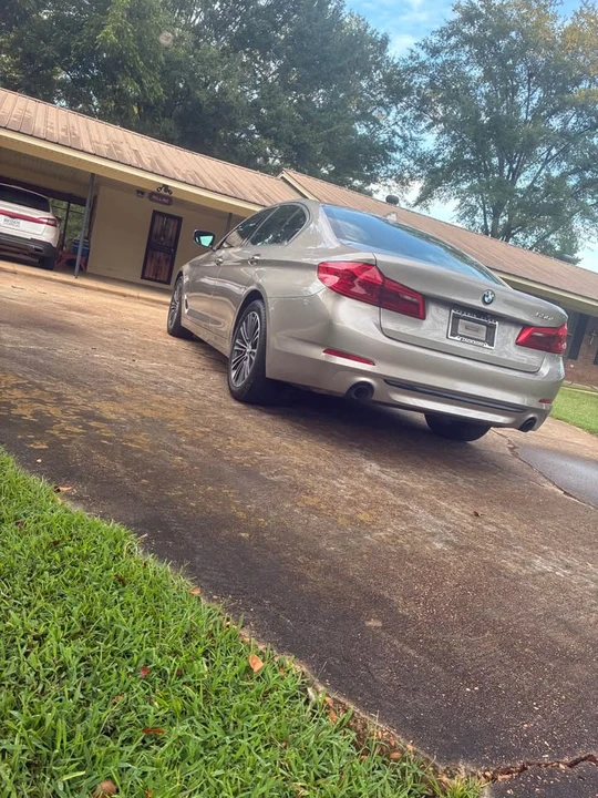 2017 BMW G30 5 Series Sedan - Image 4 of 10