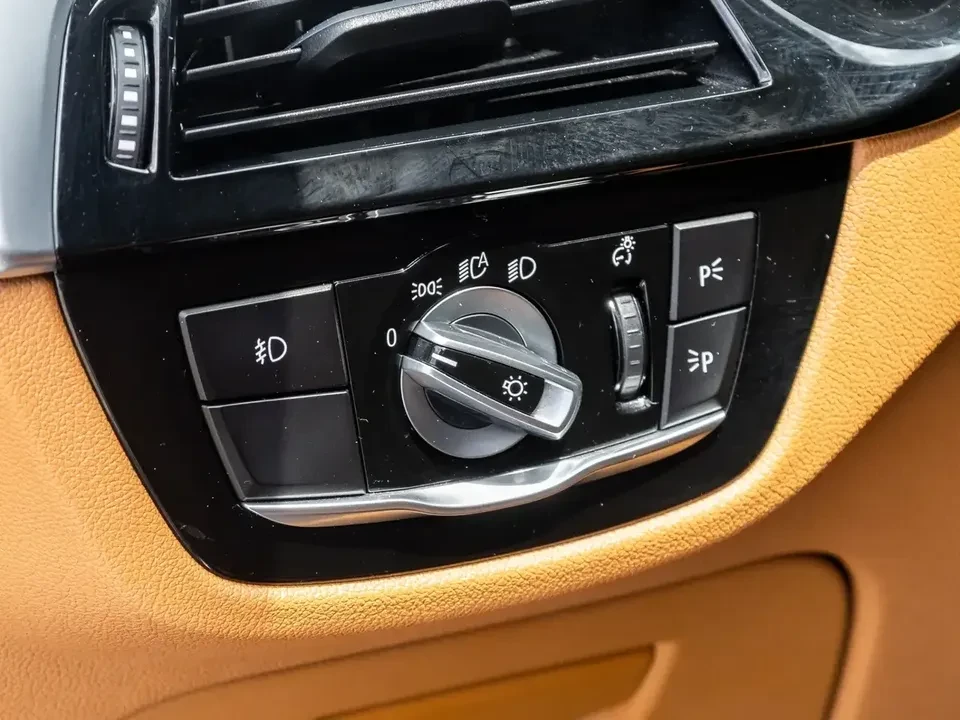 2017 BMW G30 5 Series Sedan - Image 16 of 20