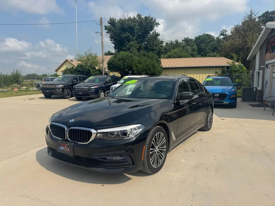 2017 BMW G30 5 Series Sedan - Image 2 of 7