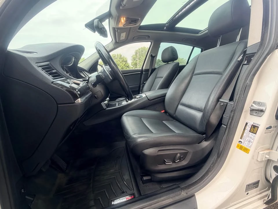 2017 BMW 5 Series - Image 11 of 18