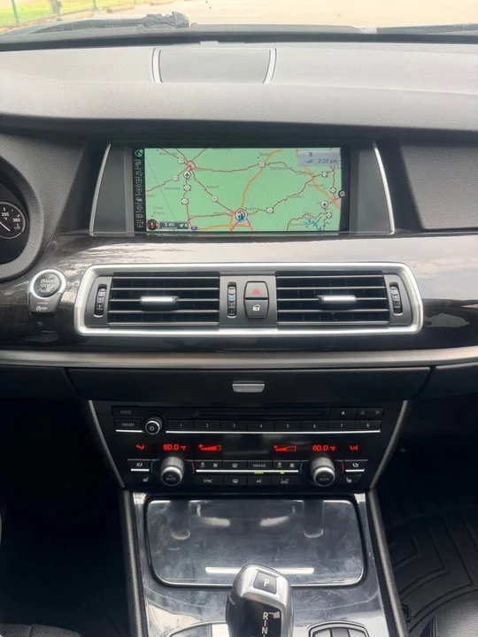 2017 BMW 5 Series - Image 16 of 18