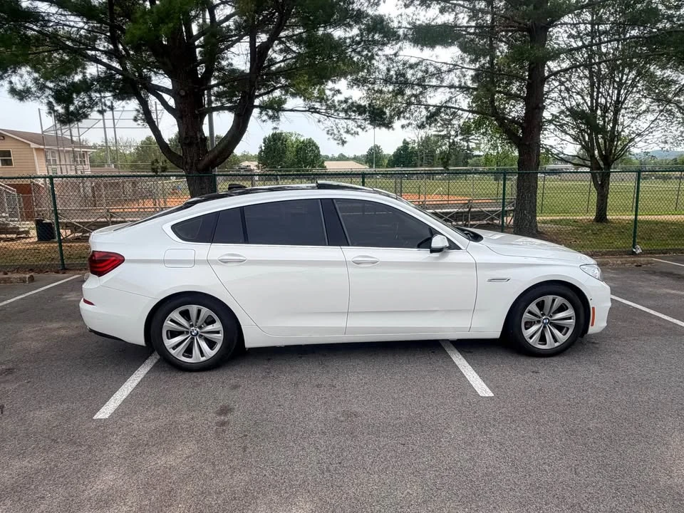 2017 BMW 5 Series - Image 4 of 18