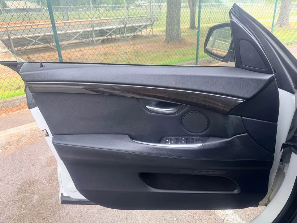 2017 BMW 5 Series - Image 18 of 18