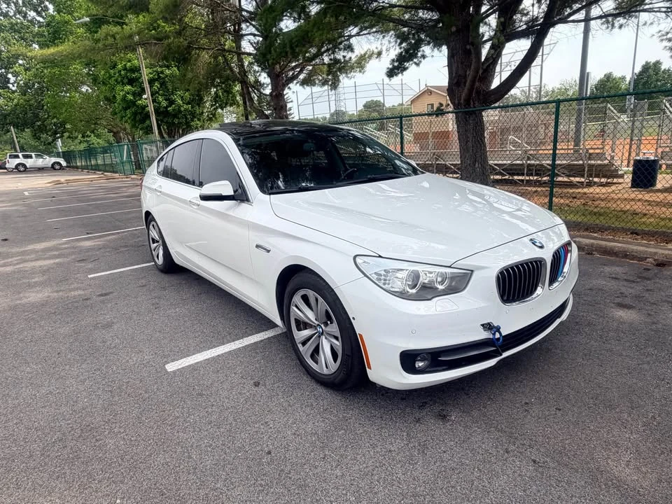 2017 BMW 5 Series - Image 3 of 18
