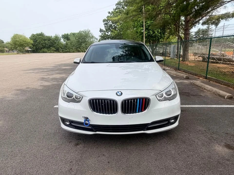 2017 BMW 5 Series - Image 2 of 18