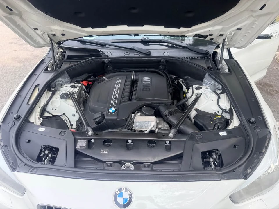 2017 BMW 5 Series - Image 9 of 18
