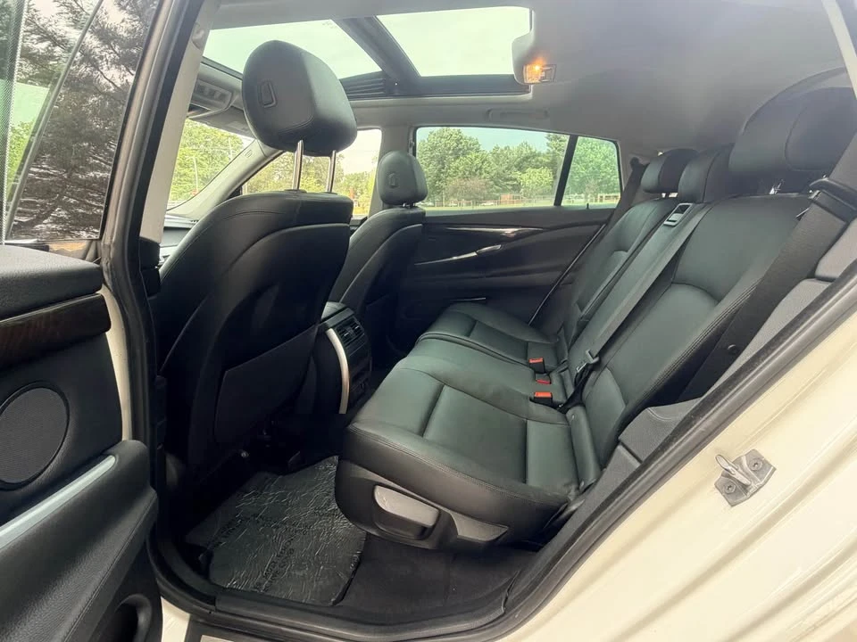 2017 BMW 5 Series - Image 12 of 18