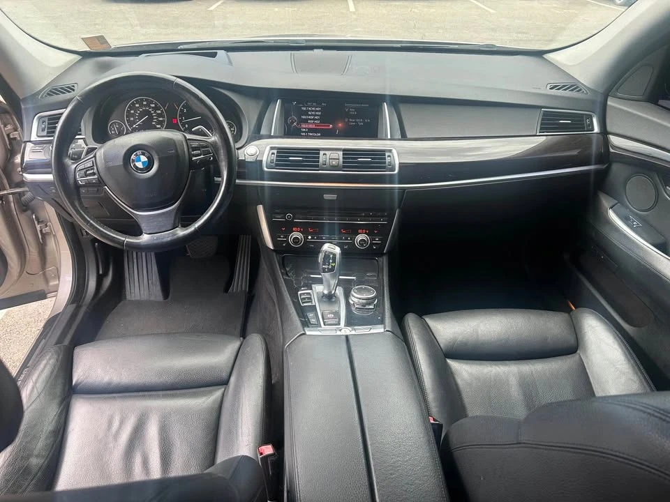 2017 BMW 5 Series - Image 9 of 15